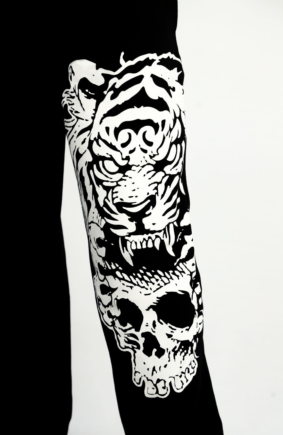 TIGER SKULL WIDE LEG JOGGERS